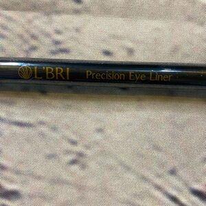 L’Bri precision eye liner 46-black